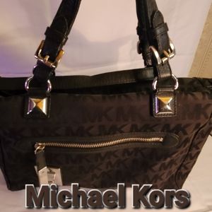 Michael Kors Shoulder Bag